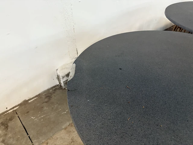 3x tuintafel, bijzettafel 2x diameter 75 cm, 1x diameter 55 cm, buiten. - afbeelding 2 van  10