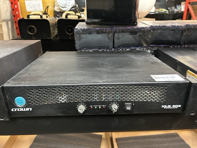 3x versterker dynacord paa 330, dynacord s 900, crown - afbeelding 3 van  6
