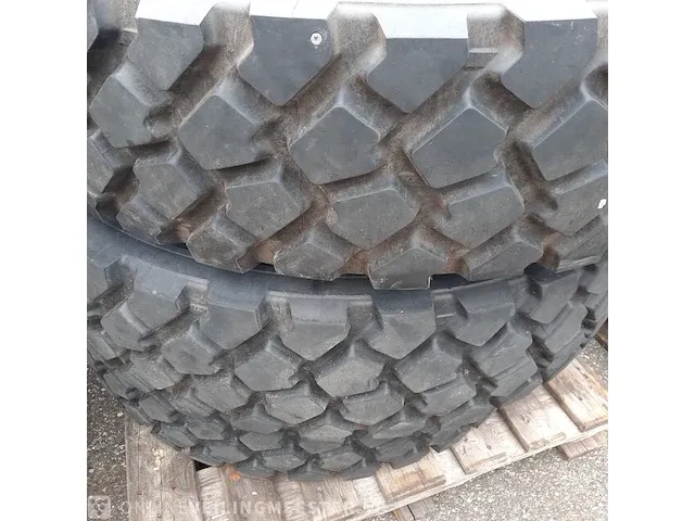 3x vrachtwagenband michelin, xzl - afbeelding 5 van  5