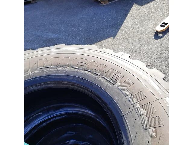 3x vrachtwagenband michelin, xzl - afbeelding 3 van  7