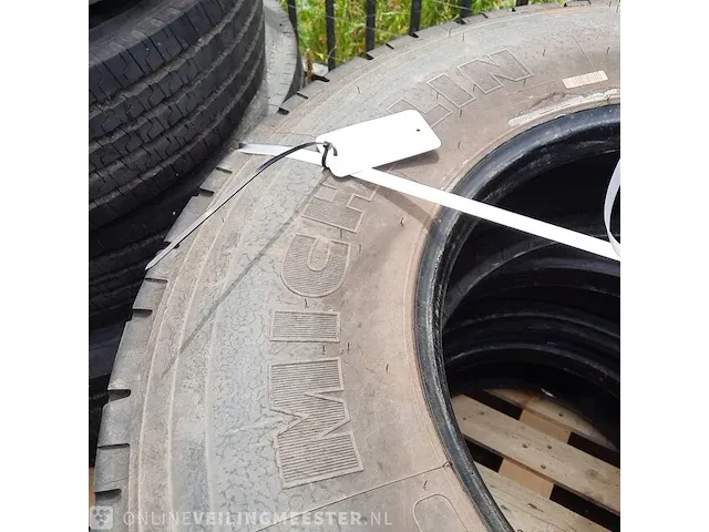 3x vrachtwagenband michelin, xzy-2 - afbeelding 2 van  4