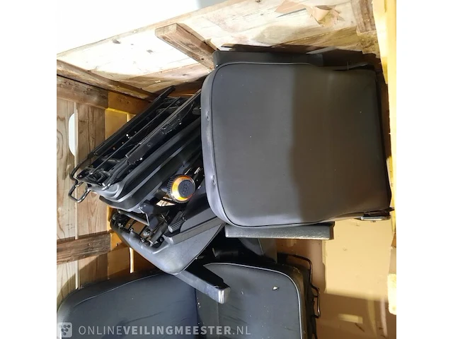 3x vrachtwagenstoel o.a isri/daf - afbeelding 6 van  6