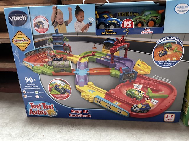 3x vtech speelgoed w.o. mega rc racecircuit - afbeelding 4 van  6