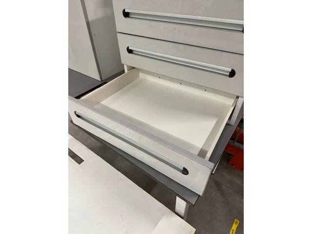 3x werktafel en 2x ladenblok - afbeelding 5 van  8