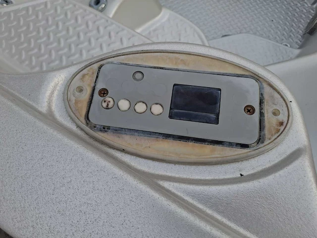 4-5 persoons amerikaanse jacuzzi en buitenspa - afbeelding 9 van  26