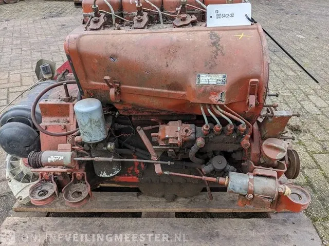 4-cilinder deutz f4l 912 motor - afbeelding 5 van  16