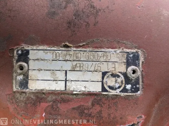 4-cilinder deutz f4l 912 motor - afbeelding 6 van  16