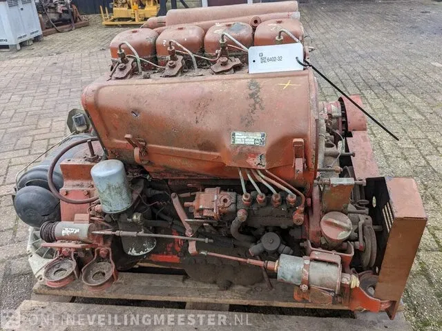 4-cilinder deutz f4l 912 motor - afbeelding 10 van  16