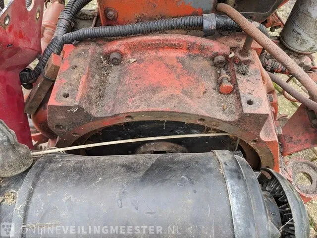 4-cilinder deutz f4l 912 motor - afbeelding 14 van  16