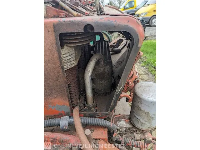 4-cilinder deutz f4l 912 motor - afbeelding 15 van  16