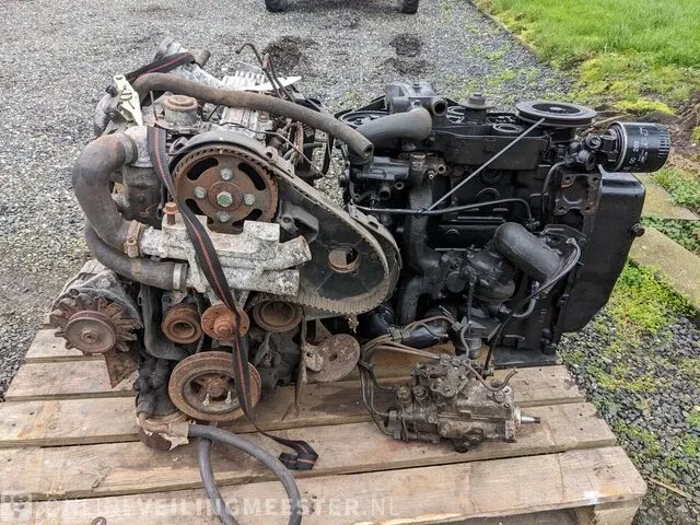 4-cilinder perkins 504-2t motor - afbeelding 1 van  14