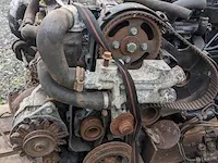 4-cilinder perkins 504-2t motor - afbeelding 11 van  14