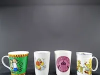 4 gedecoreerde mokken - afbeelding 1 van  5
