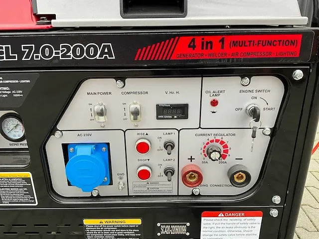 4-in-1 mobiel werkstation (lastoestel+generator+compressor+lichtmast) - afbeelding 13 van  23