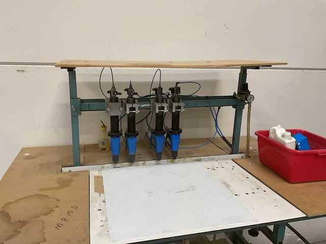 4 koppige verzamelhechtmachine - afbeelding 2 van  6