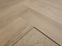 4 m2 pvc spc click visgraat - 600 x 150 x 5 mm - afbeelding 2 van  3