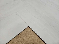 4 m2 pvc spc click visgraat - 610 x 150 x 5 mm - afbeelding 2 van  3