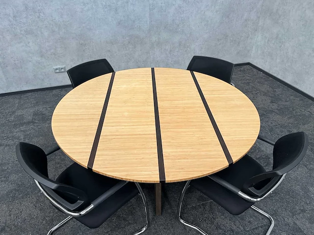 4 persoons design conferentie set ø140 - afbeelding 6 van  17