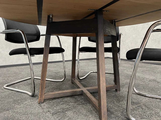 4 persoons design conferentie set ø140 - afbeelding 7 van  17