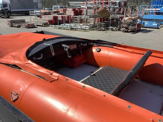 4-persoons hovercraft met trailer - afbeelding 14 van  15