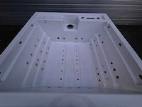 4 persoons jacuzzi en buitenspa - afbeelding 4 van  8