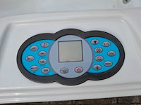 4 persoons jacuzzi en buitenspa - afbeelding 5 van  27