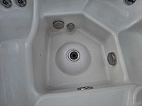 4 persoons jacuzzi en buitenspa - afbeelding 7 van  27