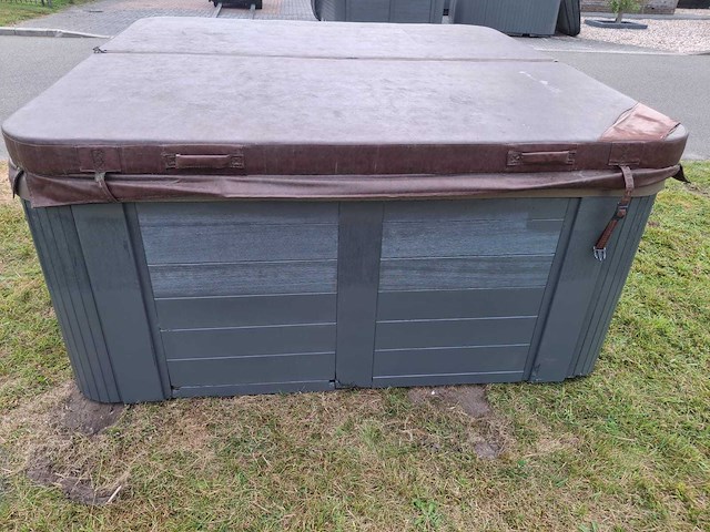 4 season spa 5 persoons amerikaans jacuzzi en buitenspa - afbeelding 18 van  29