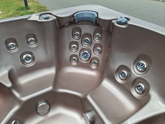 4 season spa 5 persoons amerikaans jacuzzi en buitenspa - afbeelding 24 van  29