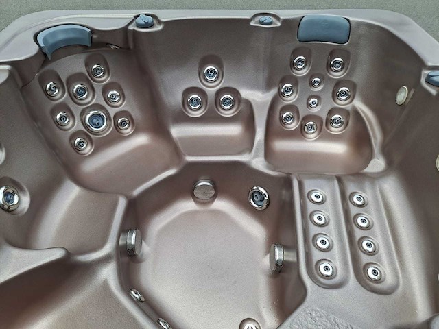4 season spa 5 persoons amerikaans jacuzzi en buitenspa - afbeelding 6 van  29