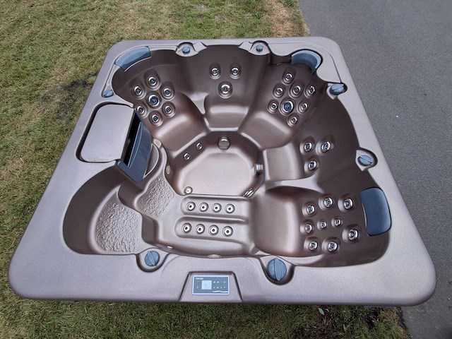 4 season spa 5 persoons amerikaans jacuzzi en buitenspa - afbeelding 8 van  29