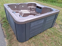 4 season spa 5 persoons amerikaans jacuzzi en buitenspa - afbeelding 13 van  29