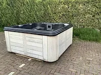 4 seasonspa easy top low end jacuzzi en buitenspa - afbeelding 8 van  15