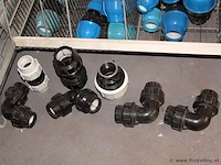 4 stapelrekken met inhoud - afbeelding 5 van  7