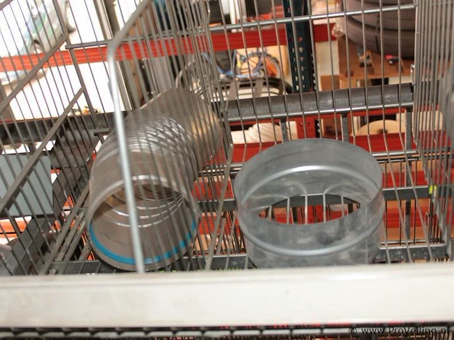 4 stapelrekken met inhoud - afbeelding 7 van  7