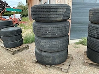 4 stuks 425/65 r22.5 op velg - afbeelding 1 van  8