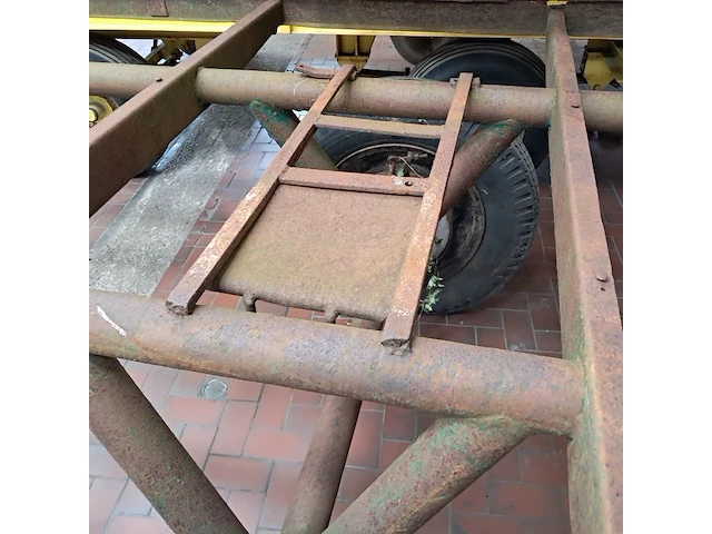 4-wielige wagen met schamelinrichting - afbeelding 3 van  22