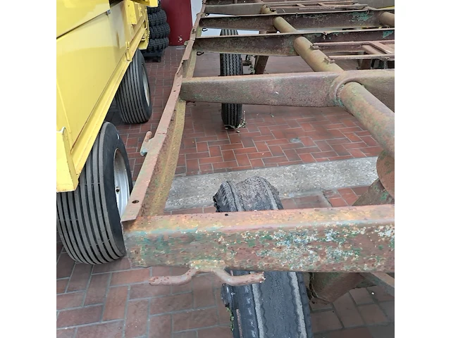 4-wielige wagen met schamelinrichting - afbeelding 13 van  22