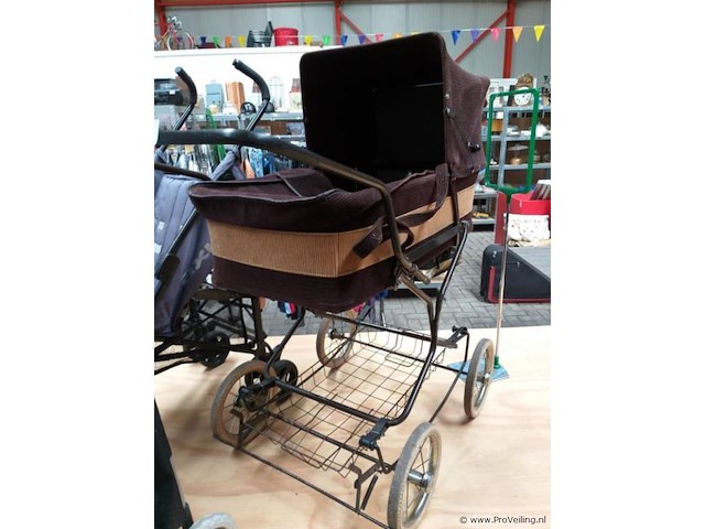 4 x diversen o.a. vintage kinderwagen, boodschappen trolley enz. - afbeelding 4 van  6