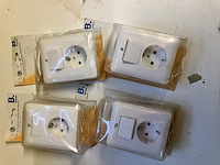 4 x schakelaar in een mandje 2 x enkel en 2 x dubbel - afbeelding 2 van  5
