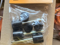 4 x zakje met elk 3 onder bovendop campking - afbeelding 1 van  5