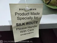 4 zijden kussens rood/groen - afbeelding 5 van  5