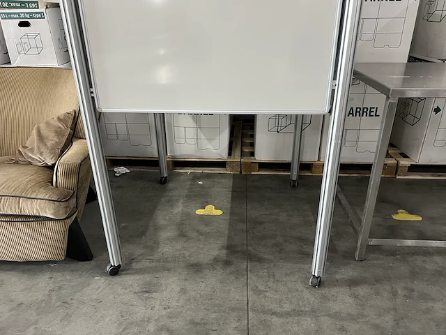 4-zijdige informatiezuil - afbeelding 2 van  3