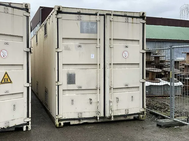 40 ft. zeecontainer met verwarmingsinstallatie - afbeelding 1 van  22