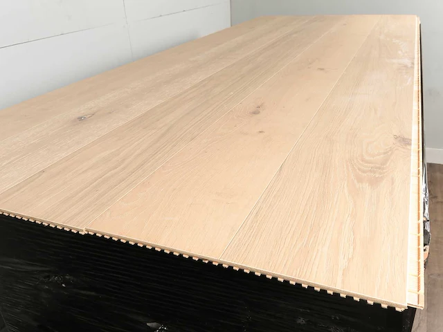 40 m2 parket eiken xl mutliplank - 2420 x 187 x 15 mm - afbeelding 2 van  4