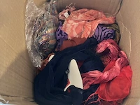 40 shawls retour uit verkoop - afbeelding 1 van  9