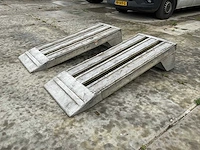 40 tons aluminium oprijdbanen set - afbeelding 1 van  7