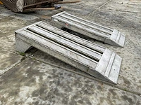 40 tons aluminium oprijdbanen set - afbeelding 3 van  7