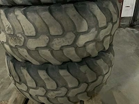 400/70 r20 4-delige bandenset - afbeelding 8 van  8