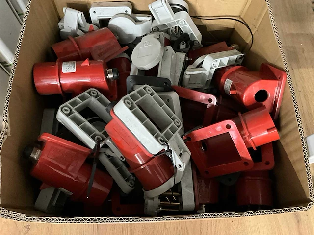 400v stekkers - afbeelding 2 van  2